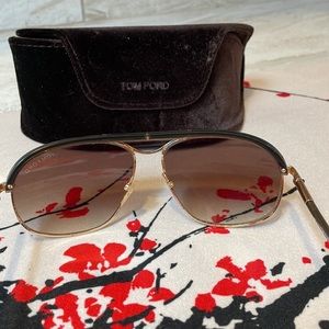 Authentic TomFord  sunglasses 🕶